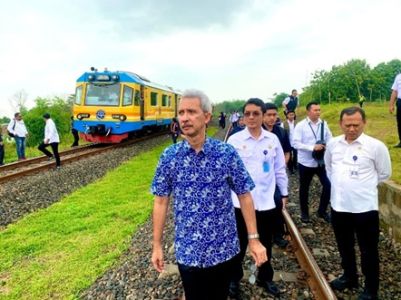 Sinergi Pusat - Daerah,  Pastikan Mobilitas Jelang Nataru 2025/2026 Aman dan Lancar 