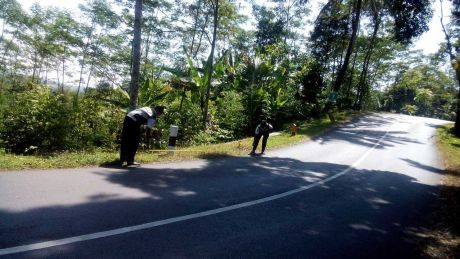Survey Perlengkapan Jalan di Ruas Jalan Sukorejo - Plantungan