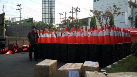Bantuan Traffic Cone dan Water Barrier dari Kementerian Perhubungan 